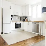 Spacious 3Bd Apartment In The Amazing 15Th Arr
