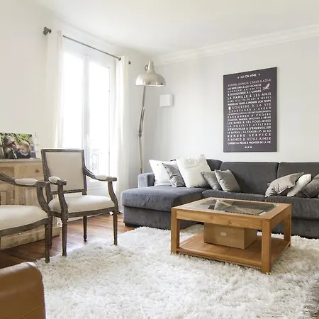 Apartment Spacious 3bd In The Amazing 15th Arr